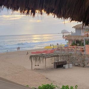 Restaurant Y Cabanas Chefy By Rotamundos